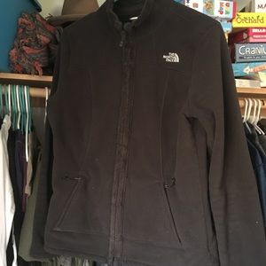 North face fuzzy fleece jacket